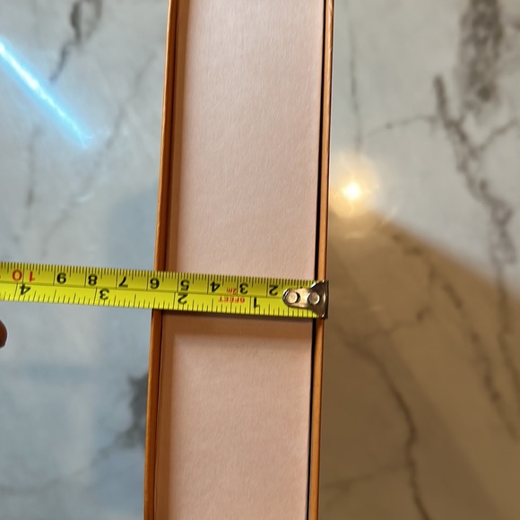 100% AUTHENTIC LV BOX - Picture 5 of 8